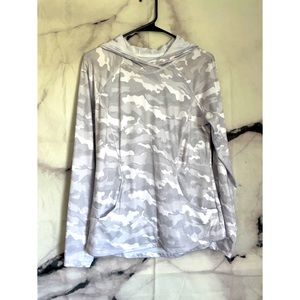 NWOT RVX Womens Lightweight Hoodie